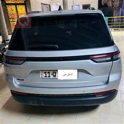 جیپ گراند شیرۆکی